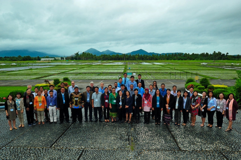 Strong collaboration and synergized efforts are key to more effective implementation of CURE initiatives. Workshop participants pose against the backdrop of IRRI’s rice field experiments.